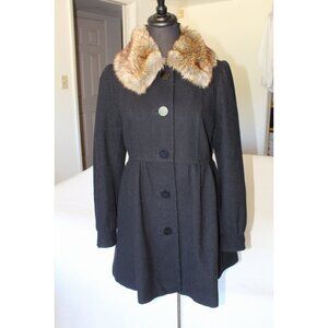 H&M Wool Blend Faux Fur Collar Jacket Size 8 Black Pea Coat Button Penny Lane